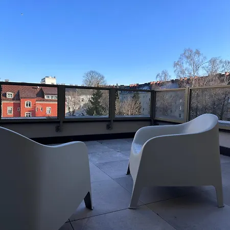 Apartamento Design I Zentrum I Garage I Dachterrasse I Waschtrockner Linz